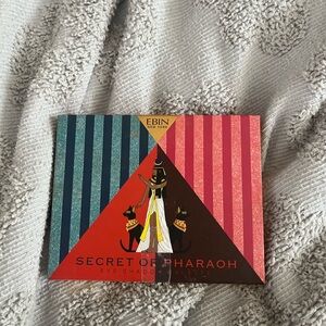 Secret of Pharaoh Eyeshadow Palette - Red, Blue, Gold